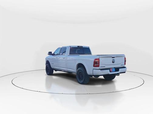 2019 RAM 3500 Laramie Crew Cab 4x4 8' Box