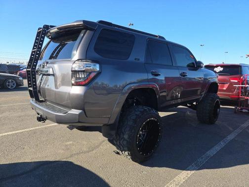 2021 Toyota 4Runner SR5 Sport Utility 4D