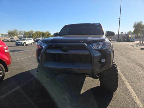 2021 Toyota 4Runner SR5 Sport Utility 4D
