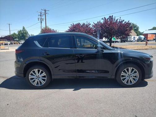 2023 Mazda CX-5 Signature