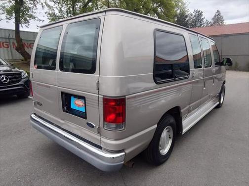 2002 Ford E150 Cargo