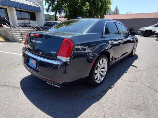 2019 Chrysler 300 Limited