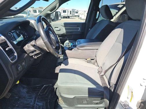 2021 RAM 3500 Big Horn Crew Cab 4x4 8' Box