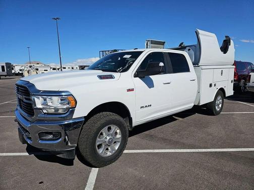 2021 RAM 3500 Big Horn Crew Cab 4x4 8' Box