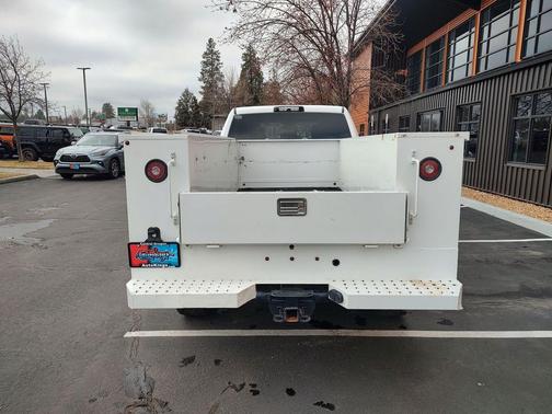 2021 RAM 3500 Big Horn Crew Cab 4x4 8' Box