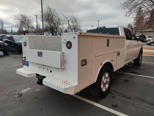 2021 RAM 3500 Big Horn Crew Cab 4x4 8' Box