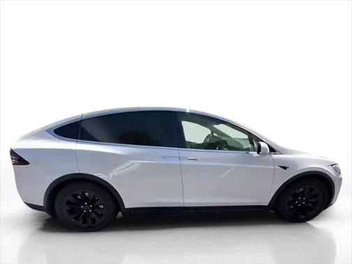 2017 Tesla Model X 75D