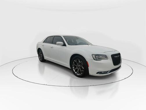 2016 Chrysler 300 S