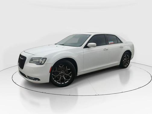2016 Chrysler 300 S