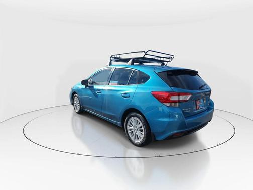 2017 Subaru Impreza 2.0i