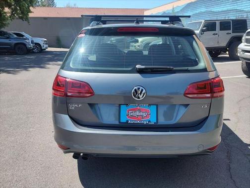 2017 Volkswagen Golf SportWagen TSI SE