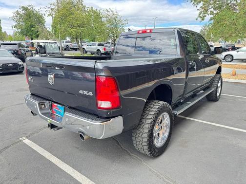 Maximum Steel Metallic Clearcoat 2018 RAM 1500 Big Horn