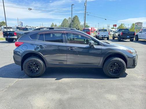 Dark Gray Metallic 2019 Subaru Crosstrek 2.0i Premium