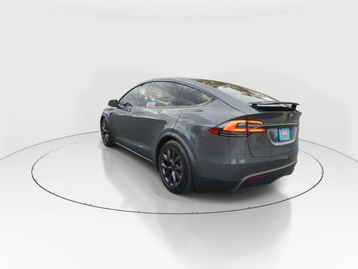 2022 Tesla Model X Plaid Tri Motor All-Wheel Drive