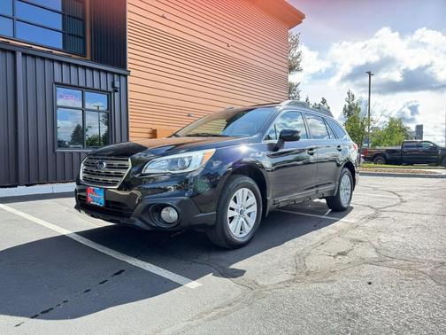 Crystal Black Silica 2016 Subaru Outback 2.5i Premium