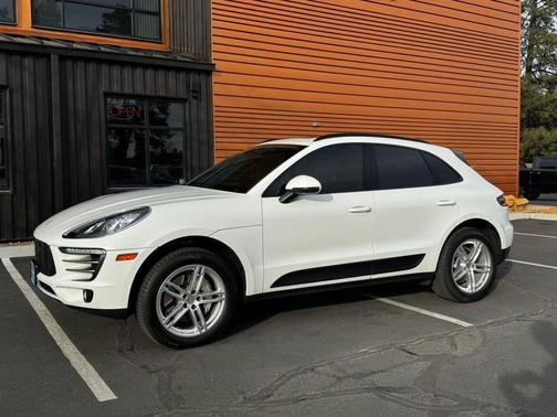 2018 Porsche Macan S