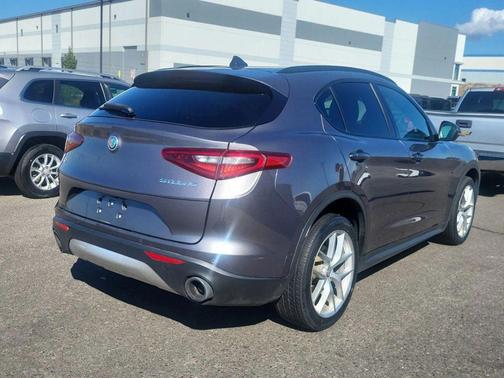 2018 Alfa Romeo Stelvio Ti Sport