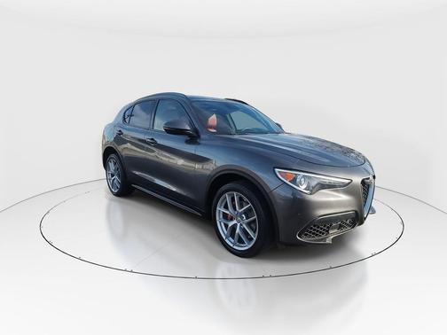 2018 Alfa Romeo Stelvio Ti Sport