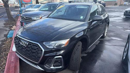 2022 Audi Q5 45 S line Premium