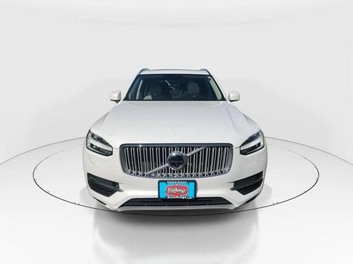 2017 Volvo XC90 Hybrid T8 Inscription