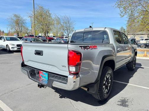 Cement 2019 Toyota Tacoma TRD Off Road