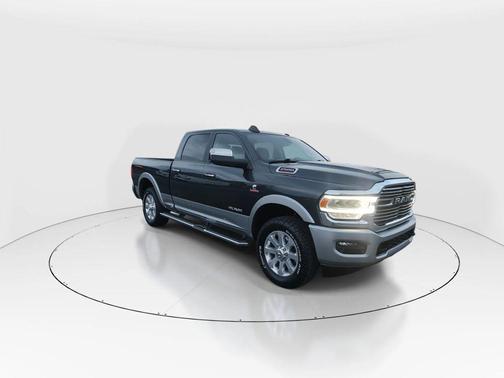 2021 RAM 2500 Laramie Crew Cab 4x4 6'4' Box