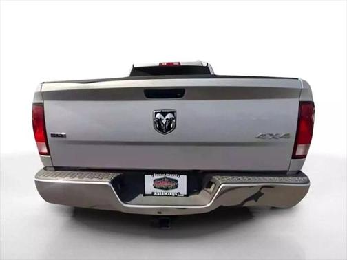2018 RAM 2500 SLT Crew Cab 4x4 6'4' Box