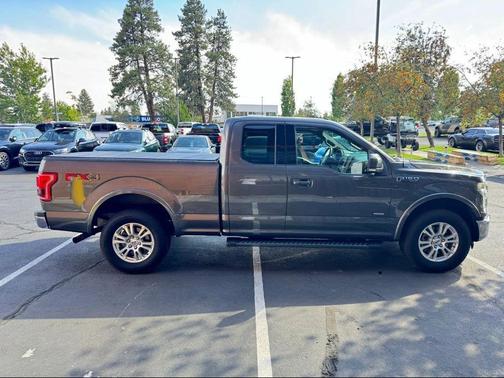 Magnetic Metallic 2016 Ford F-150 Lariat