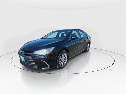 2016 Toyota Camry XLE