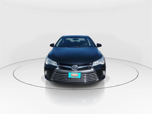 2016 Toyota Camry XLE
