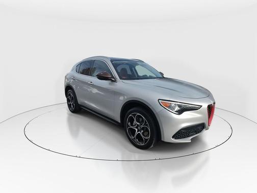 2019 Alfa Romeo Stelvio Ti Lusso