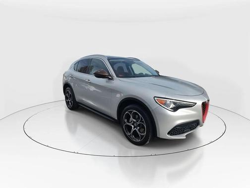 2019 Alfa Romeo Stelvio Ti Lusso