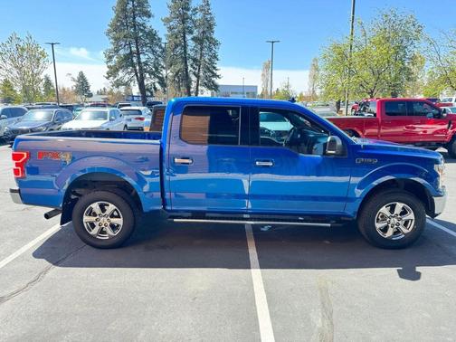 LIGHTNING BLUE 2018 Ford F-150 XLT