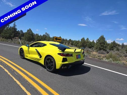 Accelerate Yellow Metallic 2020 Chevrolet Corvette Stingray w/1LT