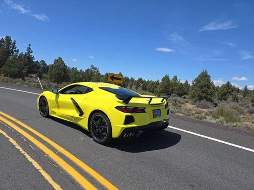 Accelerate Yellow Metallic 2020 Chevrolet Corvette Stingray w/1LT