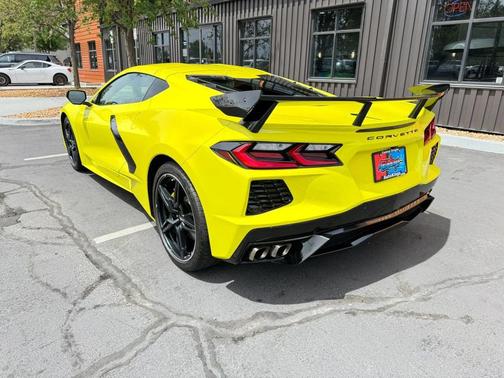 Accelerate Yellow Metallic 2020 Chevrolet Corvette Stingray w/1LT