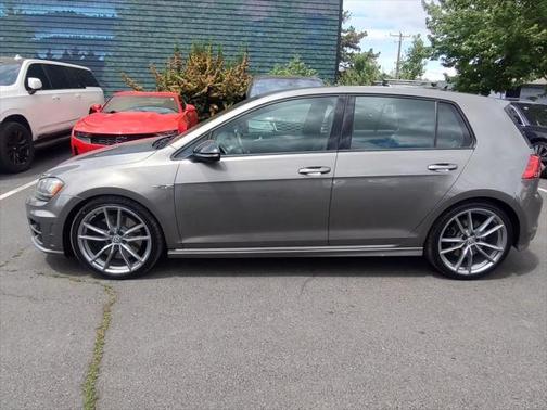 2017 Volkswagen Golf R 2.0T Manual