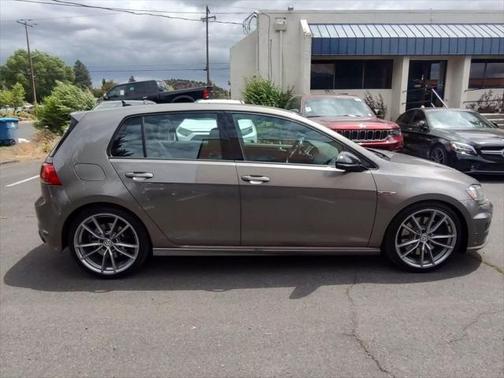2017 Volkswagen Golf R 2.0T Manual