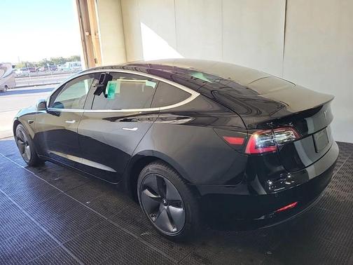 2019 Tesla Model 3 Performance