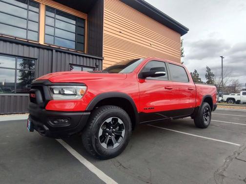 Flame Red Clearcoat 2019 RAM 1500 Rebel