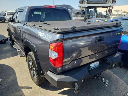 2017 Toyota Tundra SR5