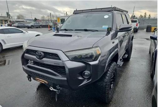 Magnetic Gray Metallic 2018 Toyota 4Runner TRD Off Road Premium