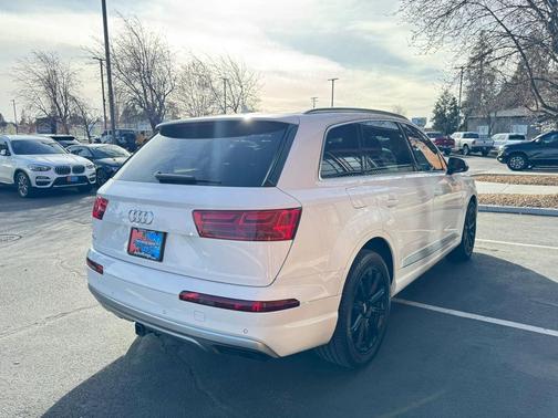 2019 Audi Q7 55 Premium