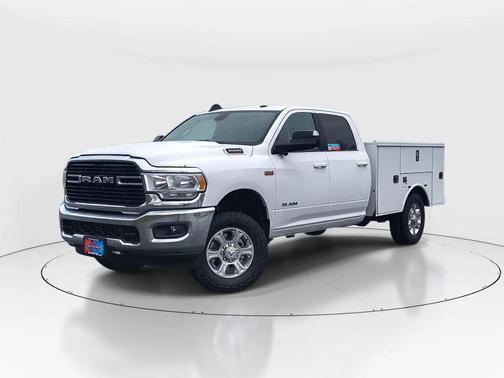 2021 RAM 3500 Big Horn Crew Cab 4x4 8' Box