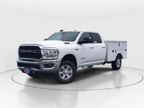 2021 RAM 3500 Big Horn Crew Cab 4x4 8' Box