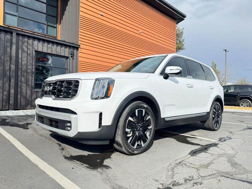 Glacial White Pearl 2024 Kia Telluride SX Prestige