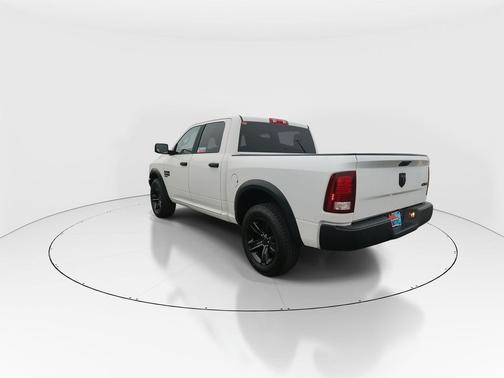 2024 RAM 1500 Classic Warlock Crew Cab 4x4 5'7' Box