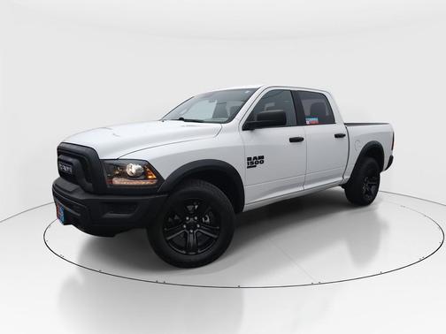 2024 RAM 1500 Classic Warlock Crew Cab 4x4 5'7' Box