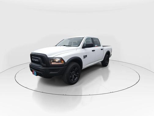 2024 RAM 1500 Classic Warlock Crew Cab 4x4 5'7' Box