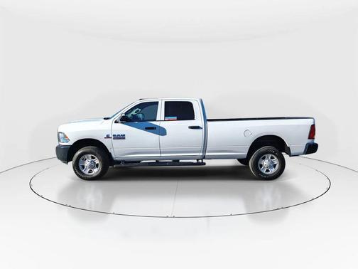 2018 RAM 3500 Tradesman Crew Cab 4x4 8' Box